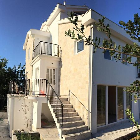 Patrick House Βίλα Τίβατ Εξωτερικό φωτογραφία